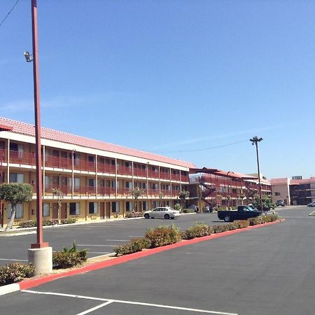 Budget Inn Anaheim/Санта-Ана Экстерьер фото