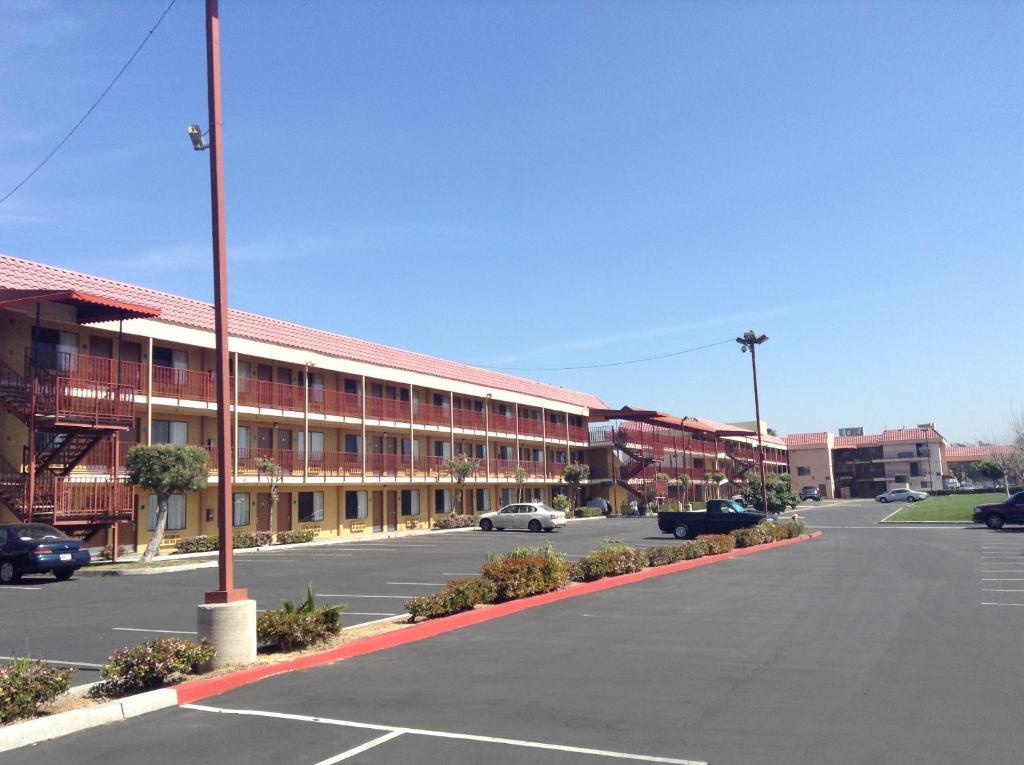 Budget Inn Anaheim/Санта-Ана Экстерьер фото