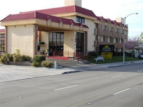 Budget Inn Anaheim/Санта-Ана Экстерьер фото