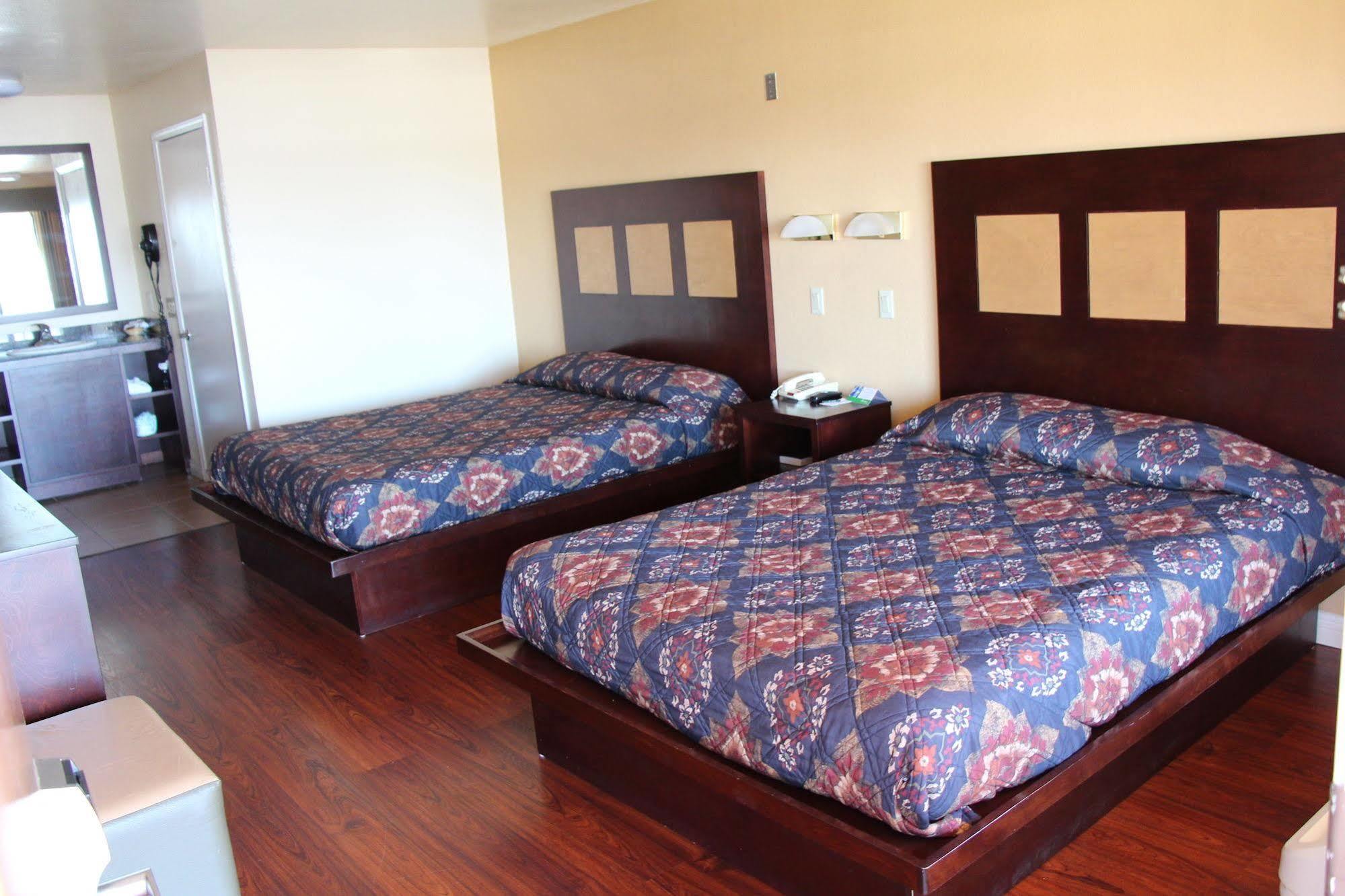 Budget Inn Anaheim/Санта-Ана Экстерьер фото