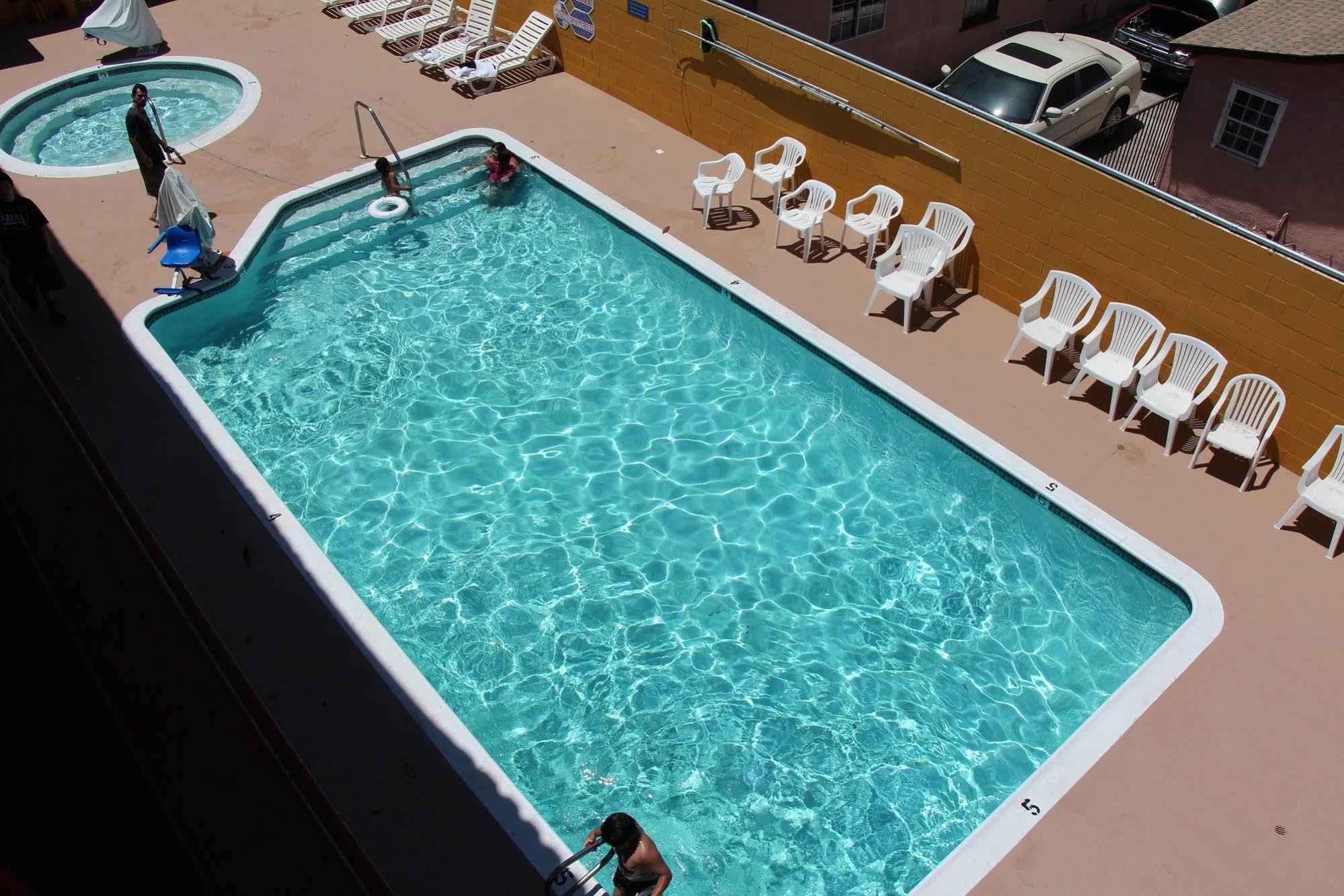 Budget Inn Anaheim/Санта-Ана Экстерьер фото